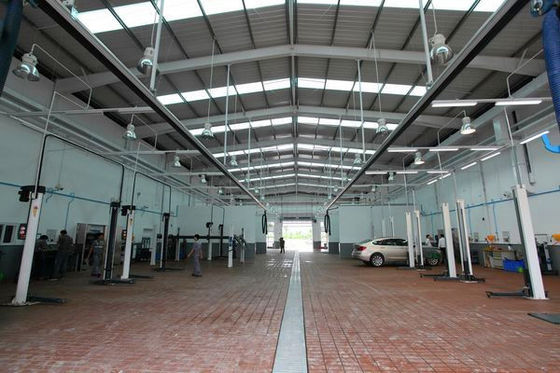 Здания мастерской стальной структуры металла высокой эффективности светлые для центра ремонта автомобилей