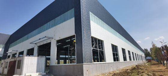 Строгая стальная конструкция с предварительной изготовлением