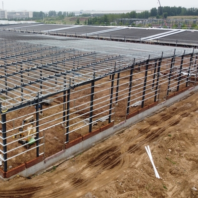 Стальная строительная конструкция из стального профиля PEB Q235B Q355B для склада/цеха