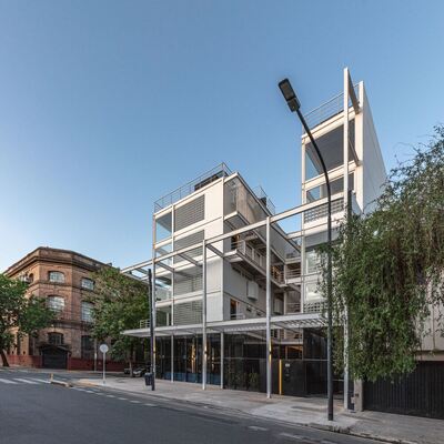 Современные стальные многоквартирные дома. Прочные сборные дома для городской жизни.