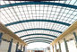 Структуры коммерчески здания железного каркаса крыши свода современные стальные крася поверхность